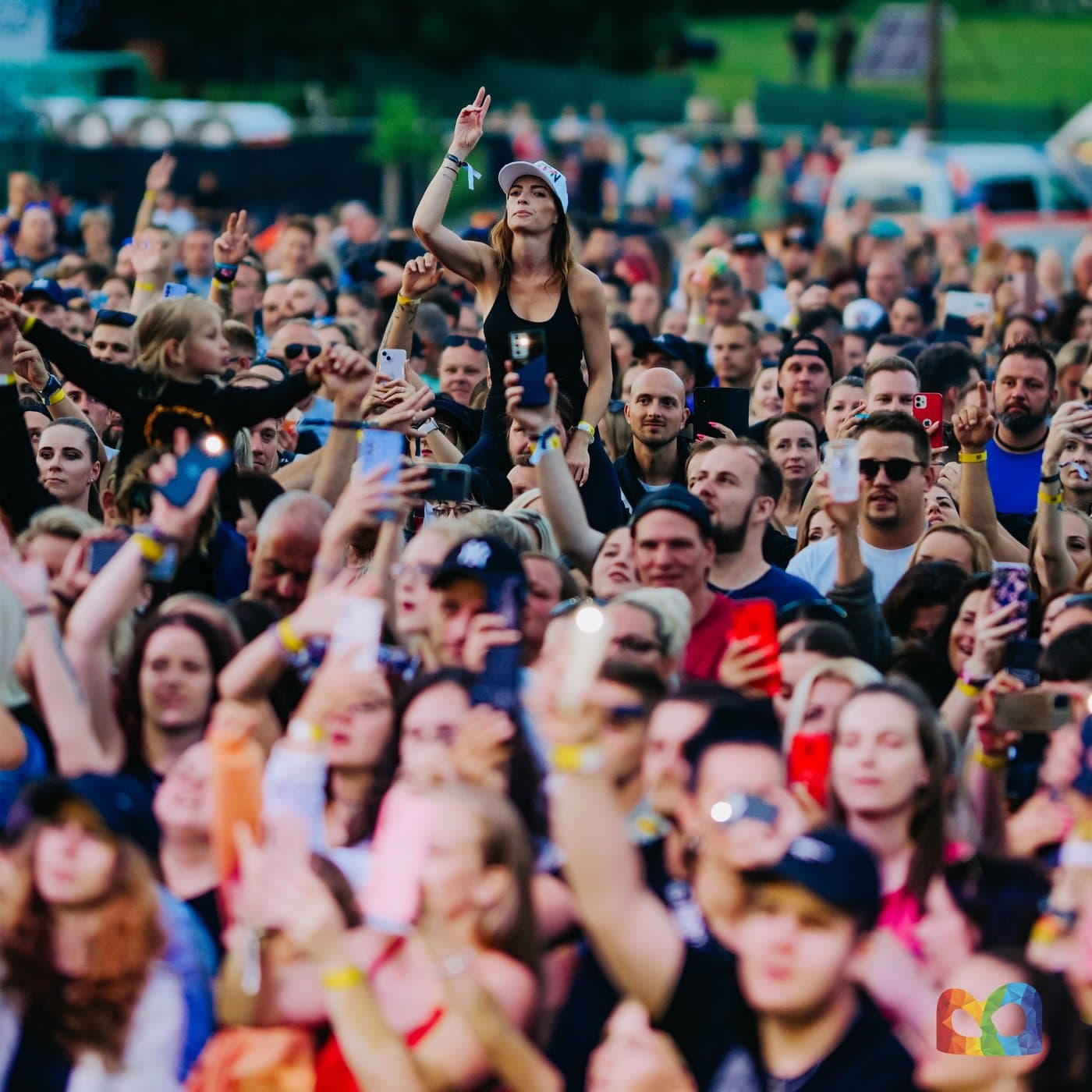 Grafika festivalu Baška žije k prodeji vstupenek